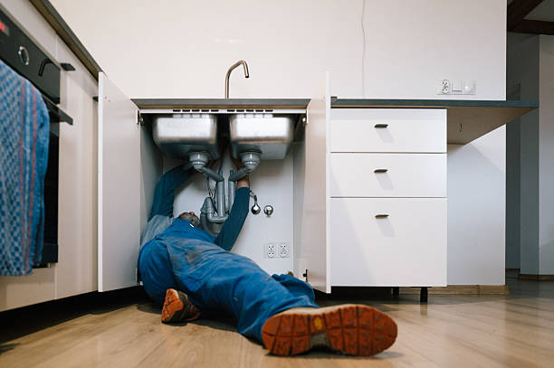 Professional Plumbing technician working in Delavan, IL